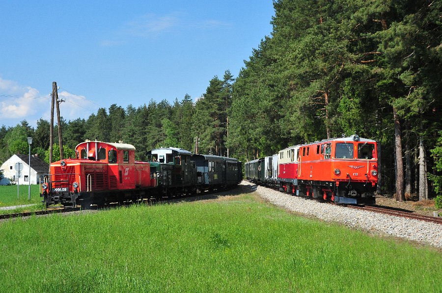 Lokparaden und Doppeltraktion 60 Jahre Diesellok 2095 (15)